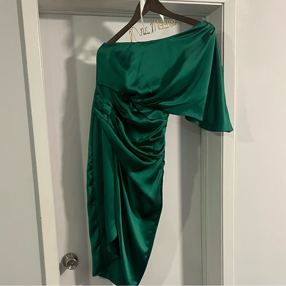 Anna Grace Emerald Green Dress